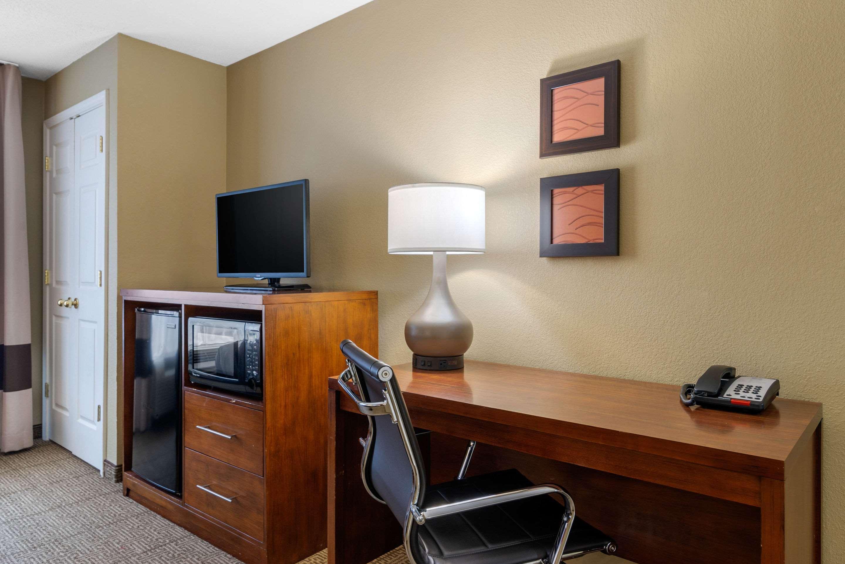 Comfort Inn & Suites Peachtree Corners Norcross Ngoại thất bức ảnh