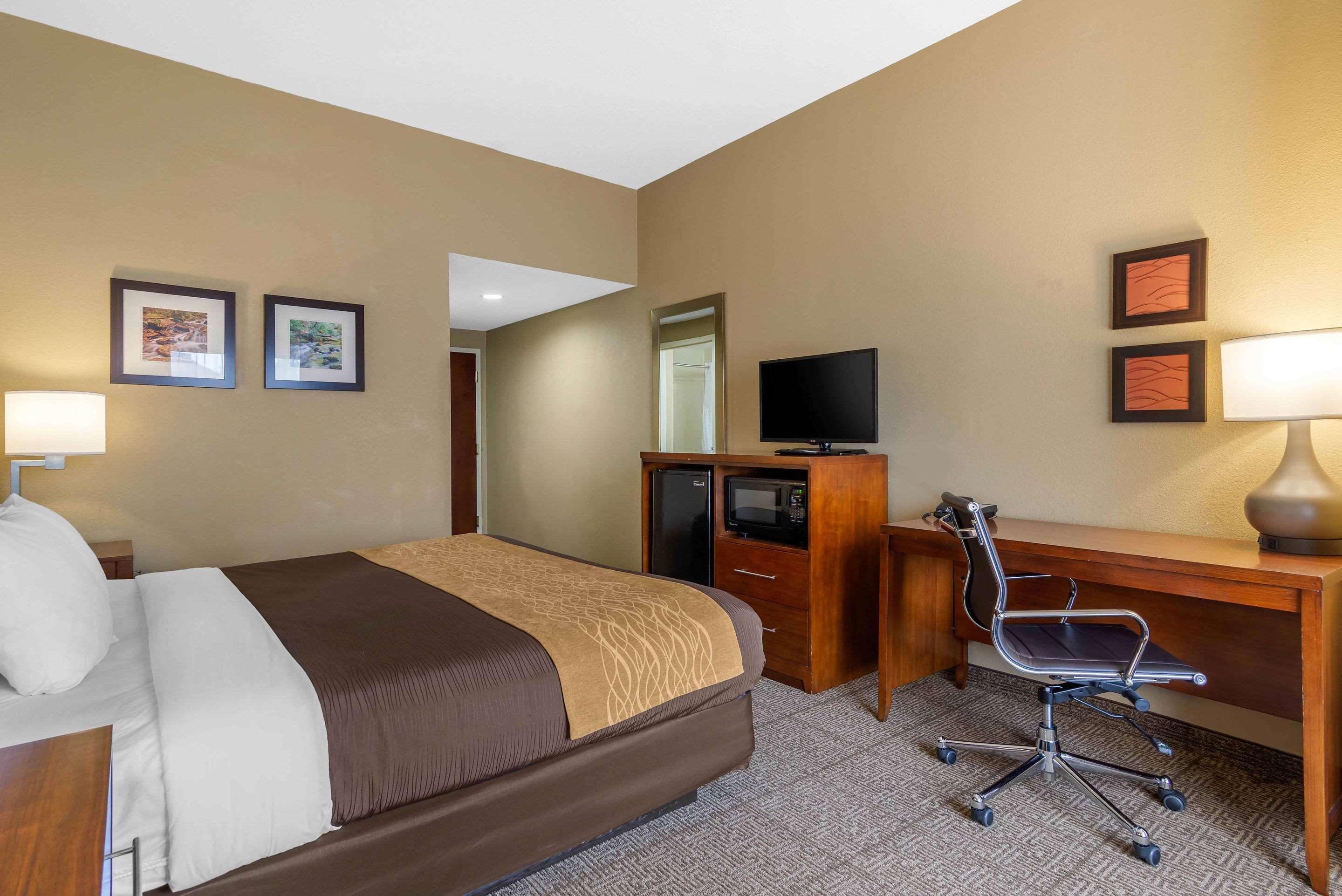 Comfort Inn & Suites Peachtree Corners Norcross Ngoại thất bức ảnh