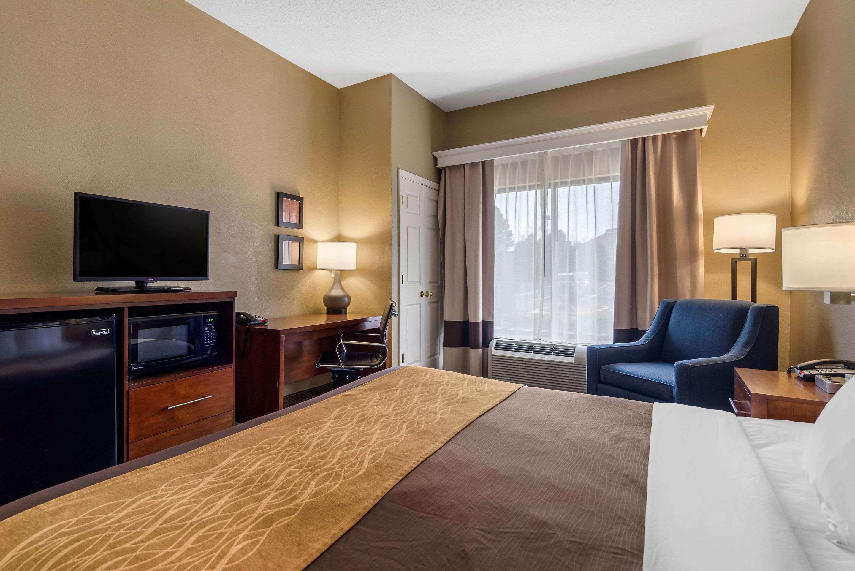 Comfort Inn & Suites Peachtree Corners Norcross Ngoại thất bức ảnh